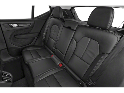 2023 Volvo XC40 Ultimate Dark Theme