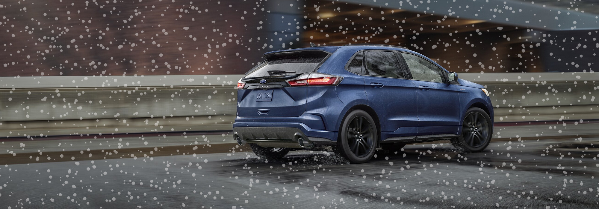Ford Edge in Snow