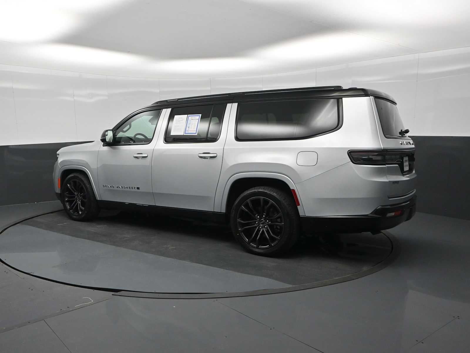 2024 Jeep Grand Wagoneer L Series II