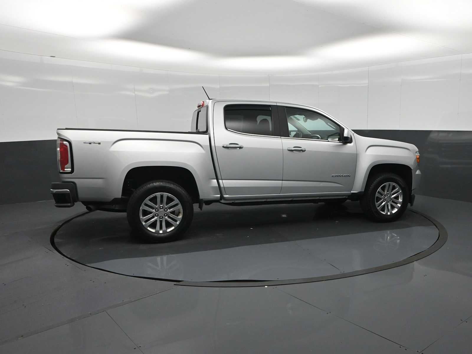 2018 GMC Canyon 4WD SLT