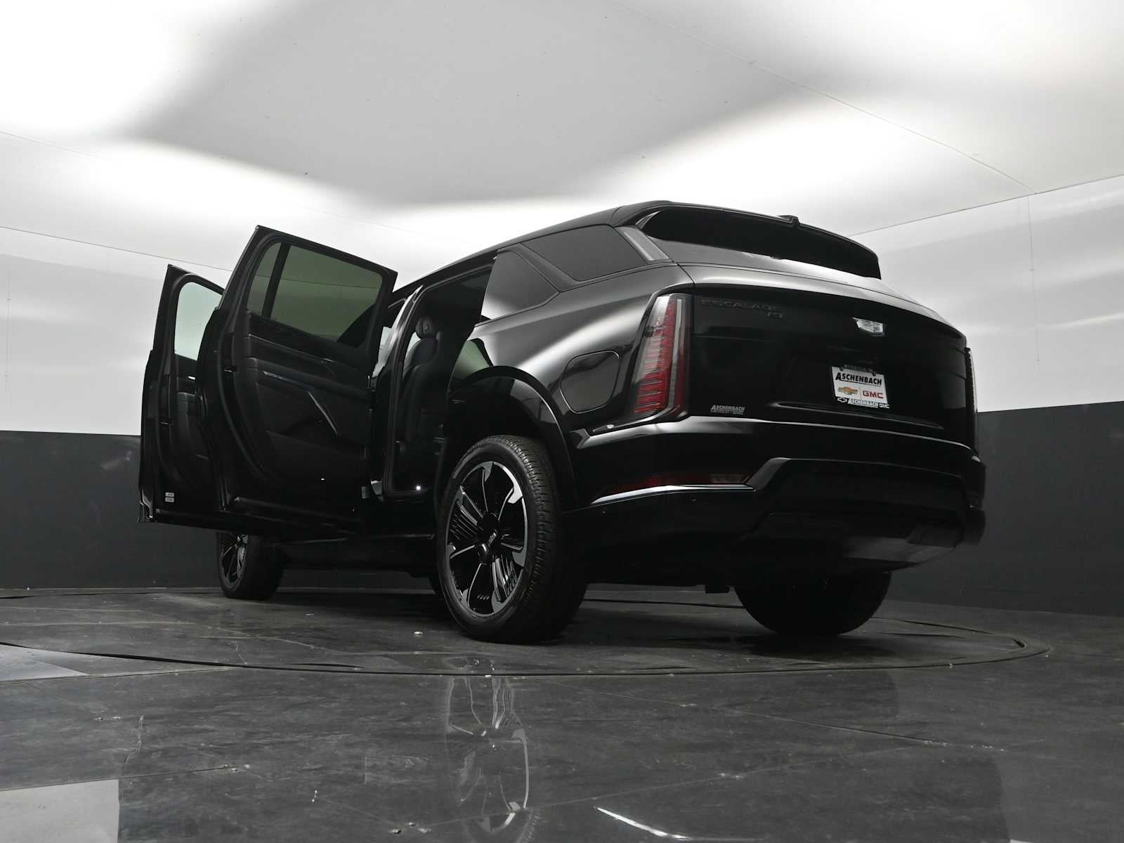 2025 Cadillac ESCALADE IQ Sport 1