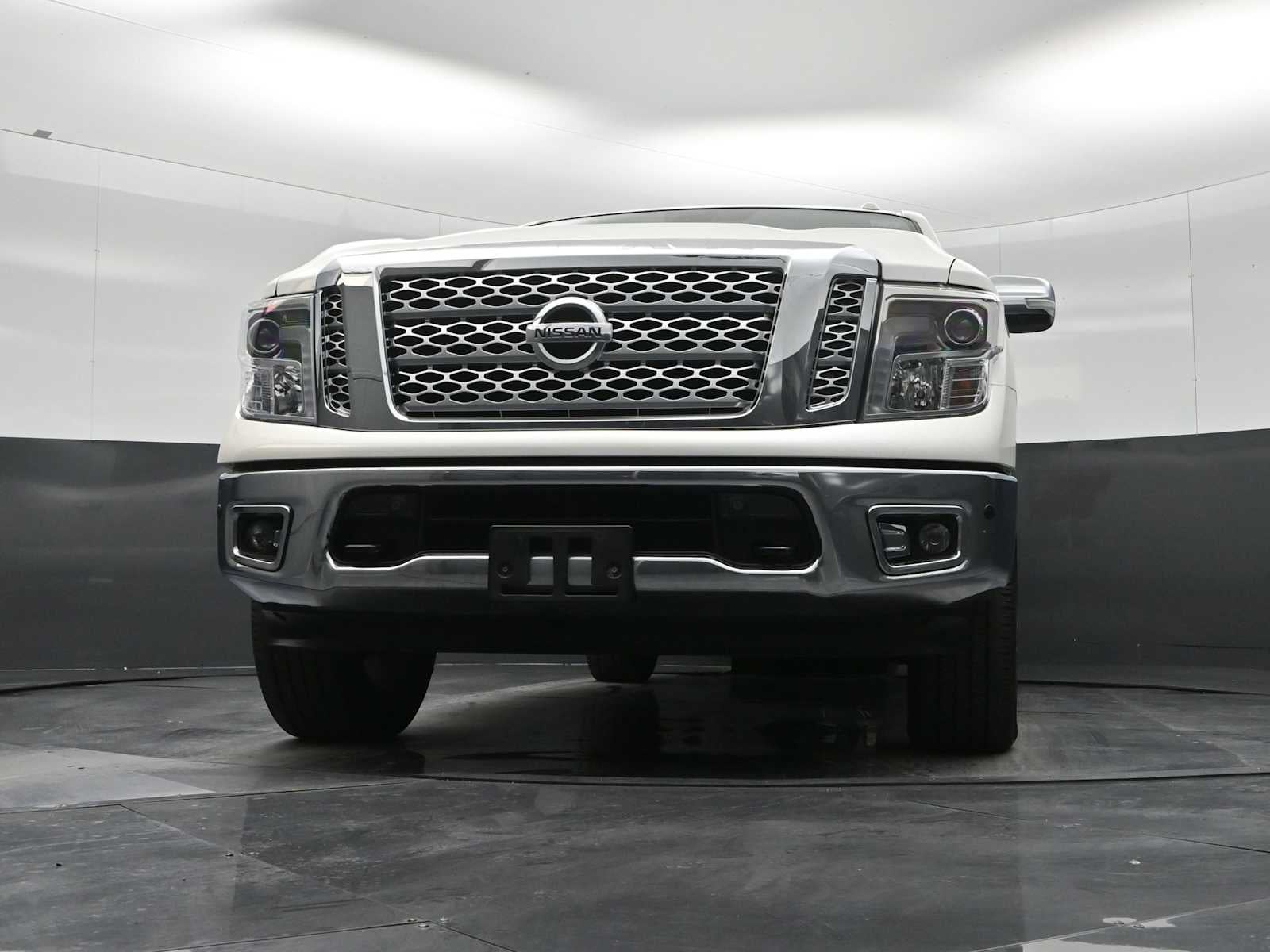 2019 Nissan Titan SL