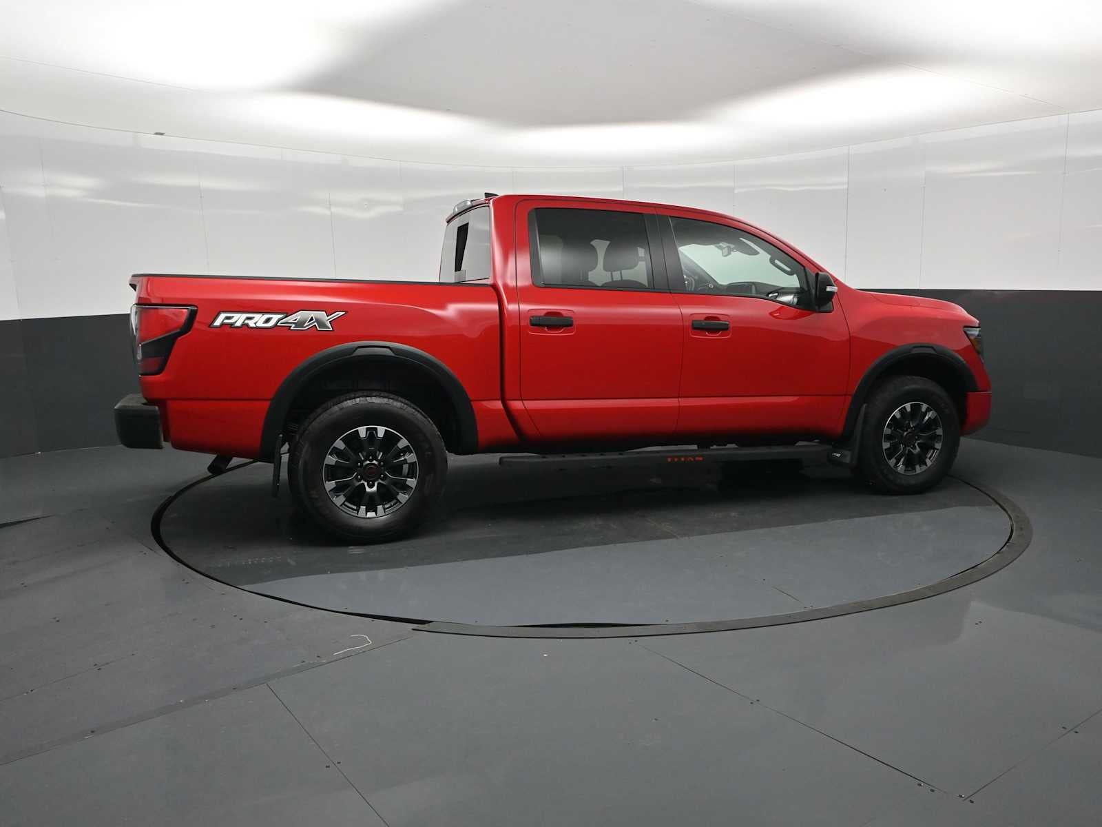 2024 Nissan Titan PRO-4X