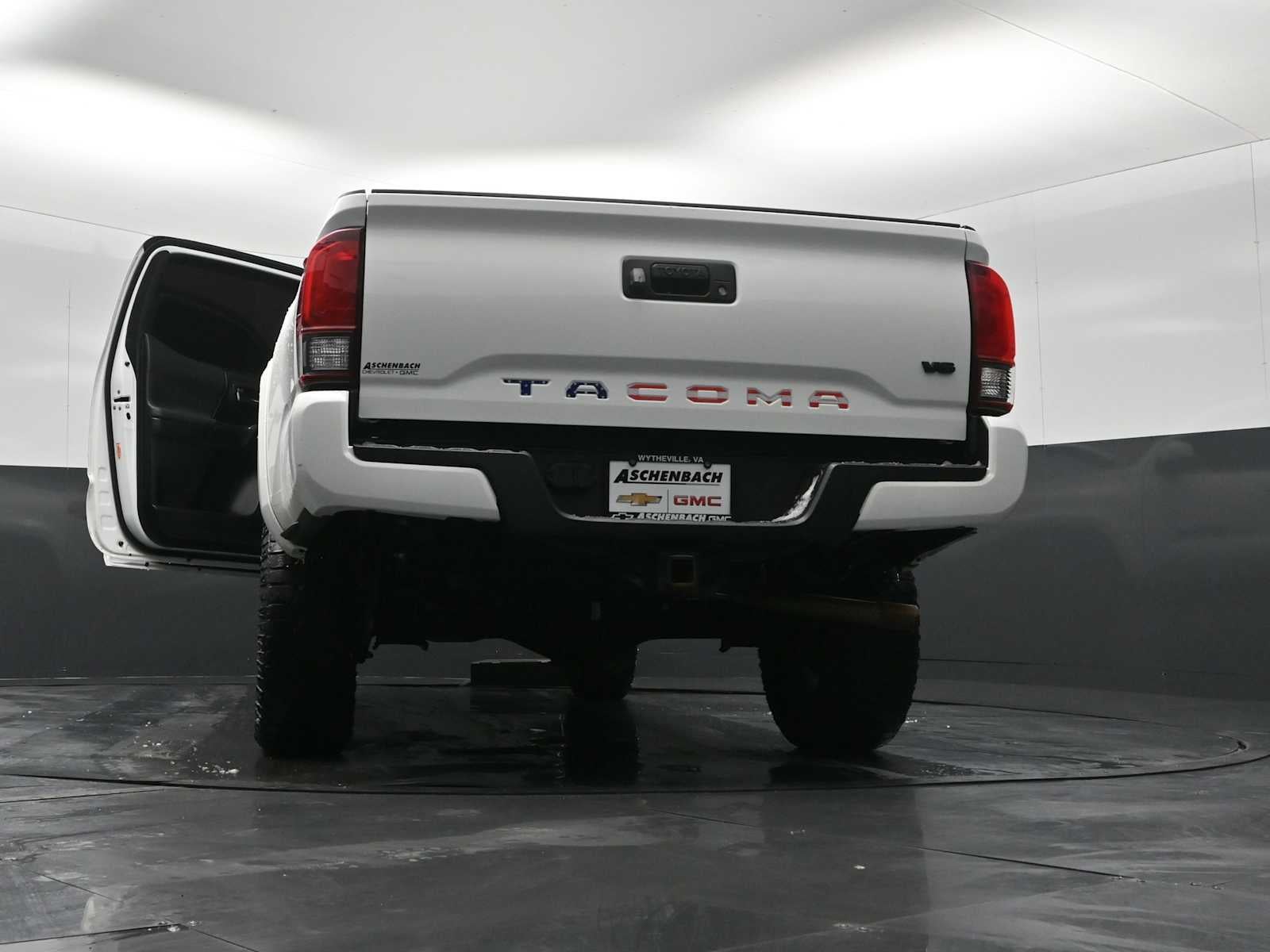 2019 Toyota Tacoma 4WD SR