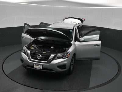 2019 Nissan Pathfinder S
