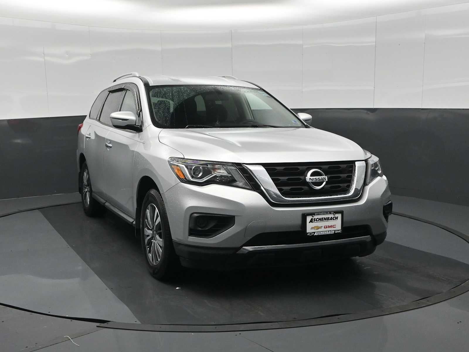 2019 Nissan Pathfinder S