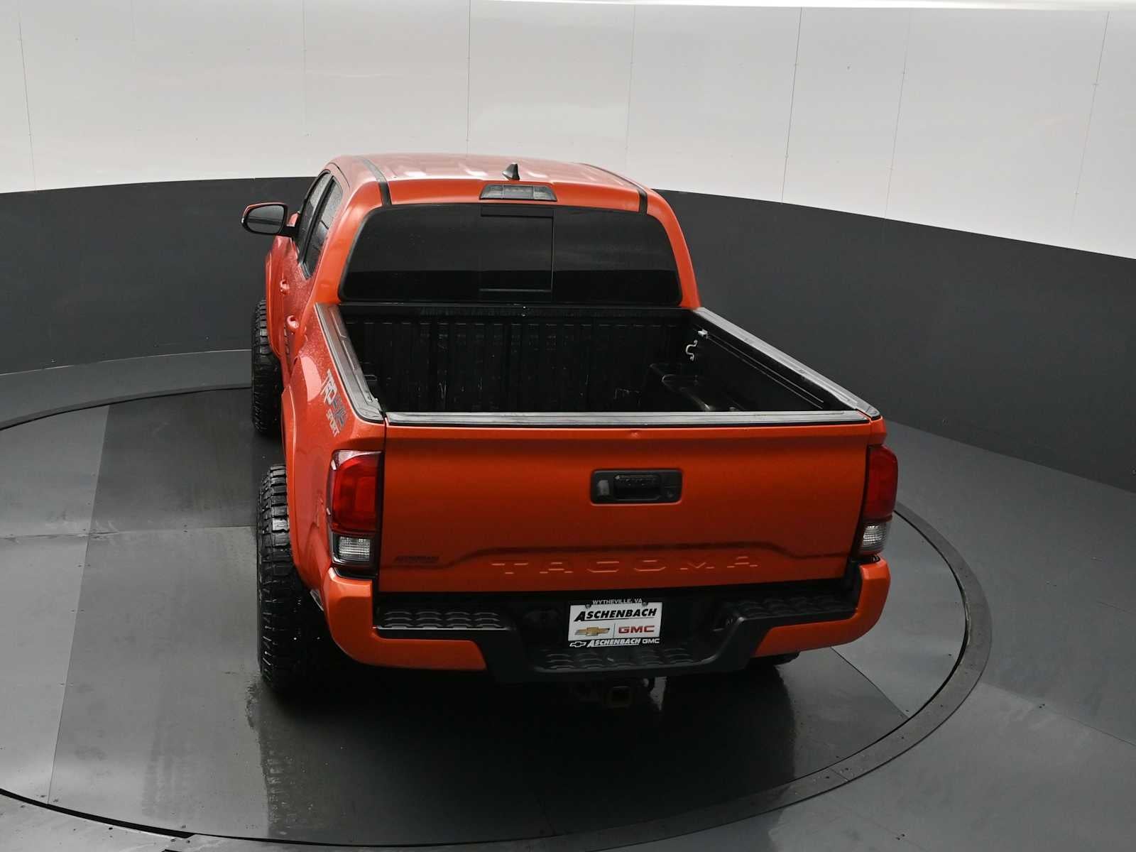 2018 Toyota Tacoma SR