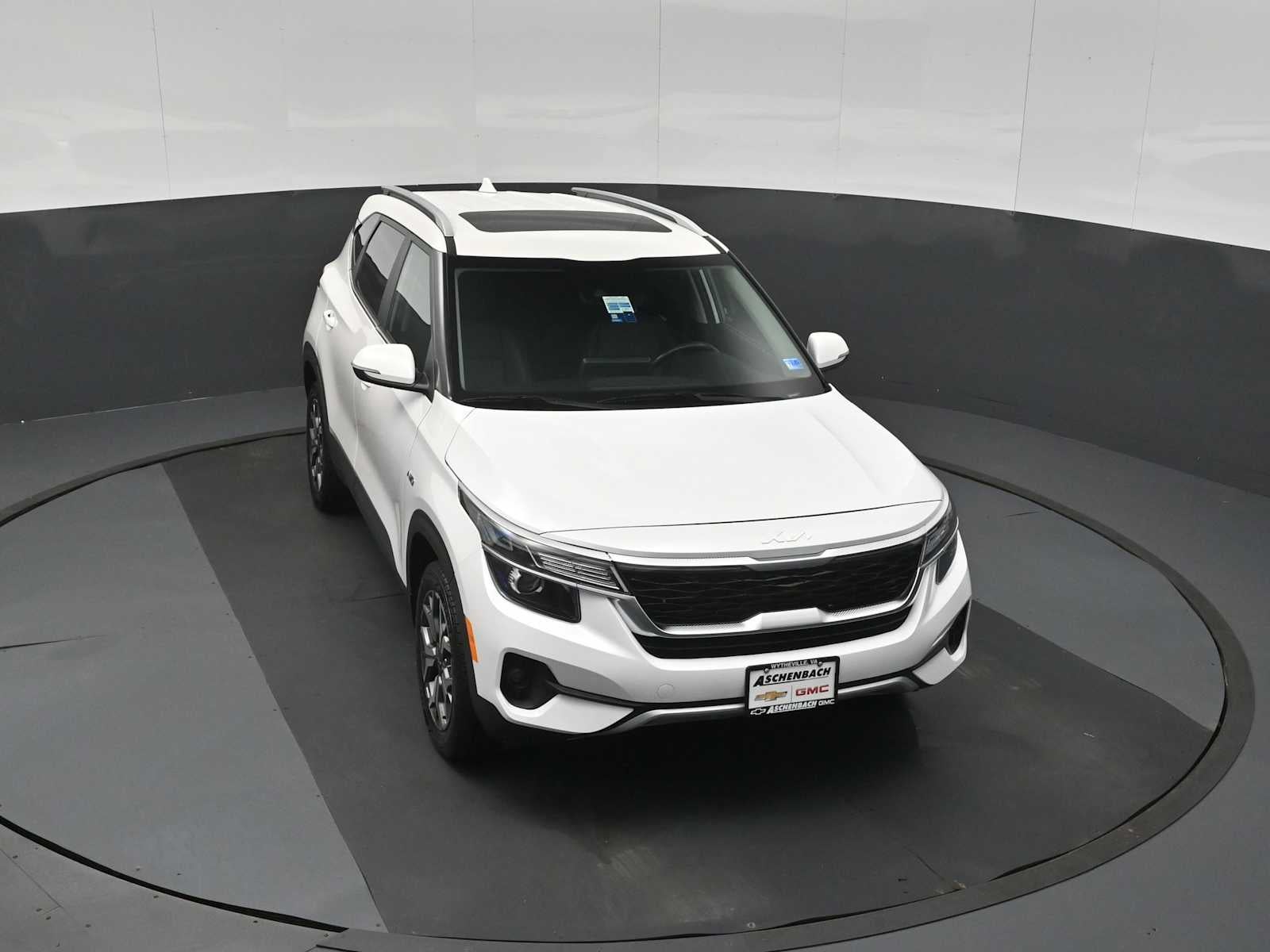 2023 Kia Seltos EX