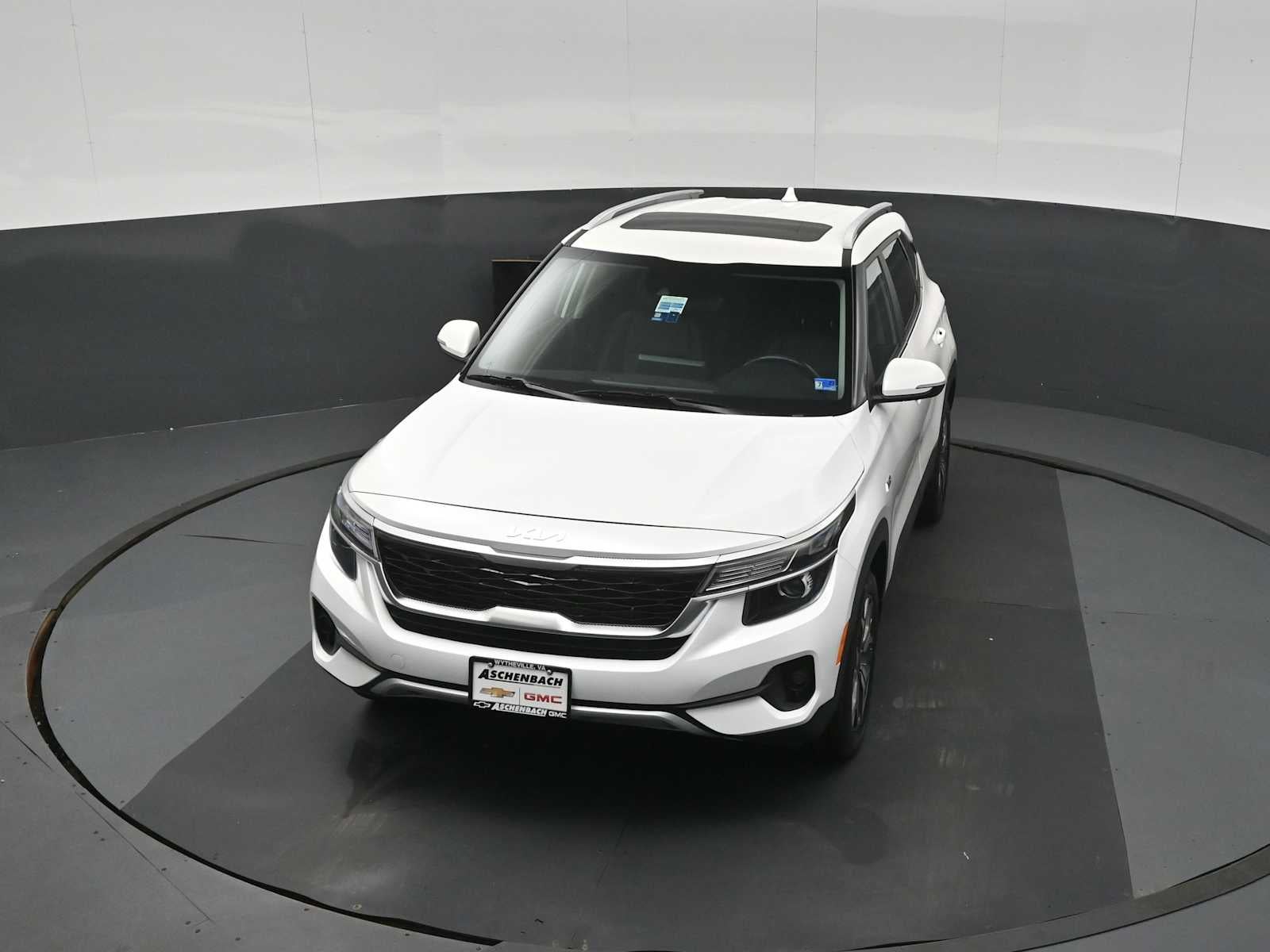 2023 Kia Seltos EX