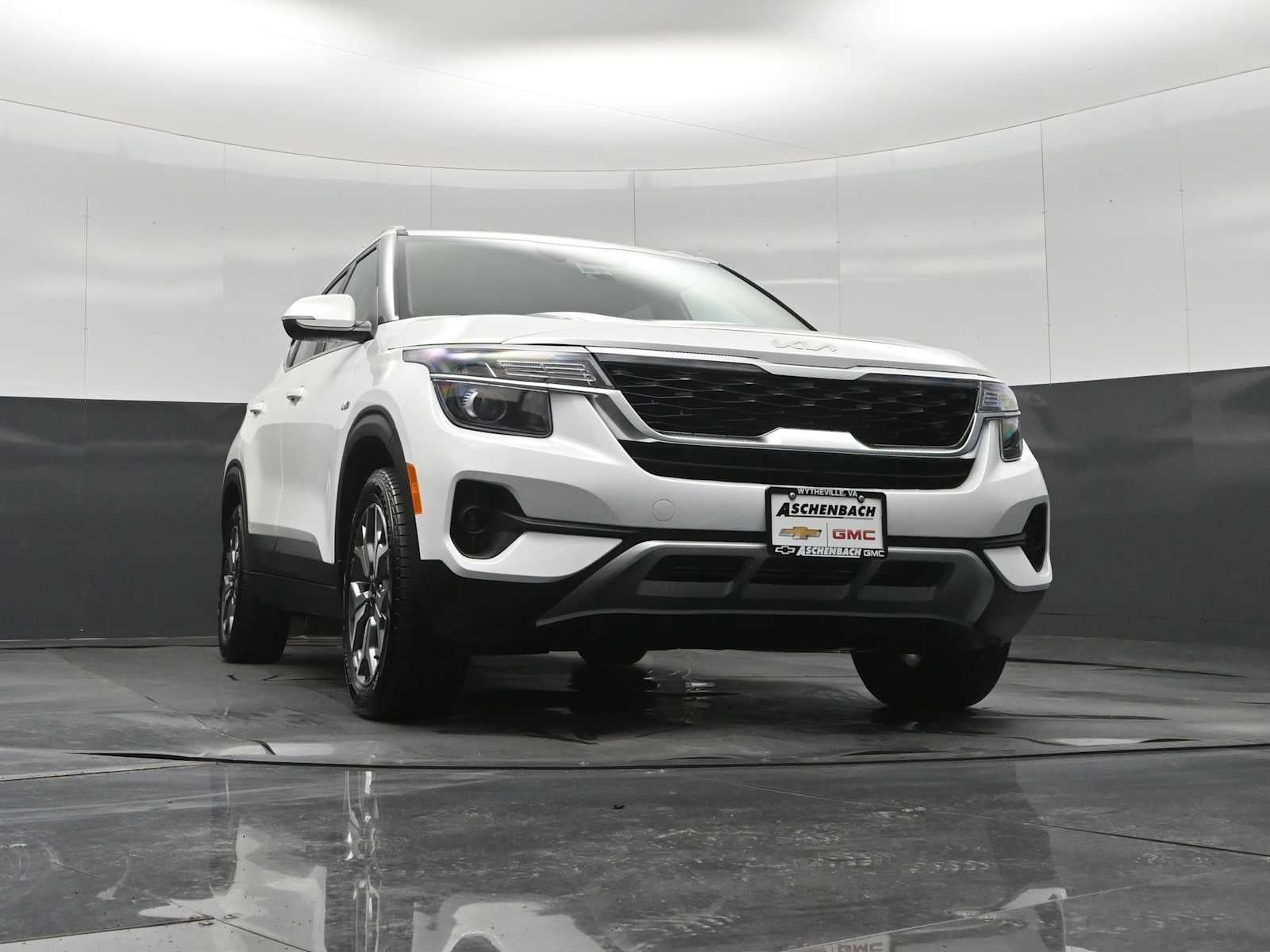 2023 Kia Seltos EX