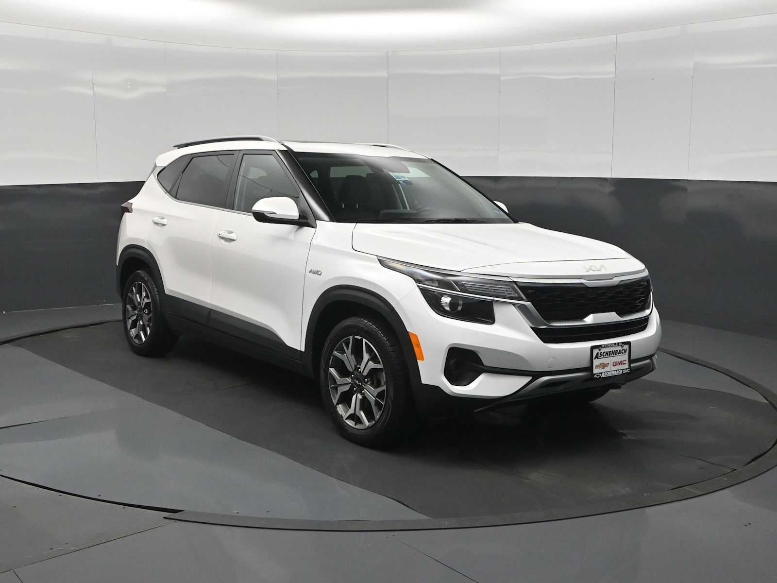 2023 Kia Seltos EX