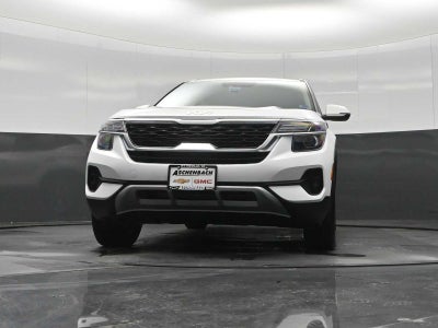 2023 Kia Seltos EX