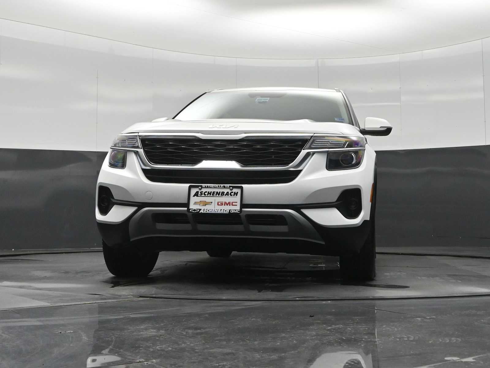 2023 Kia Seltos EX