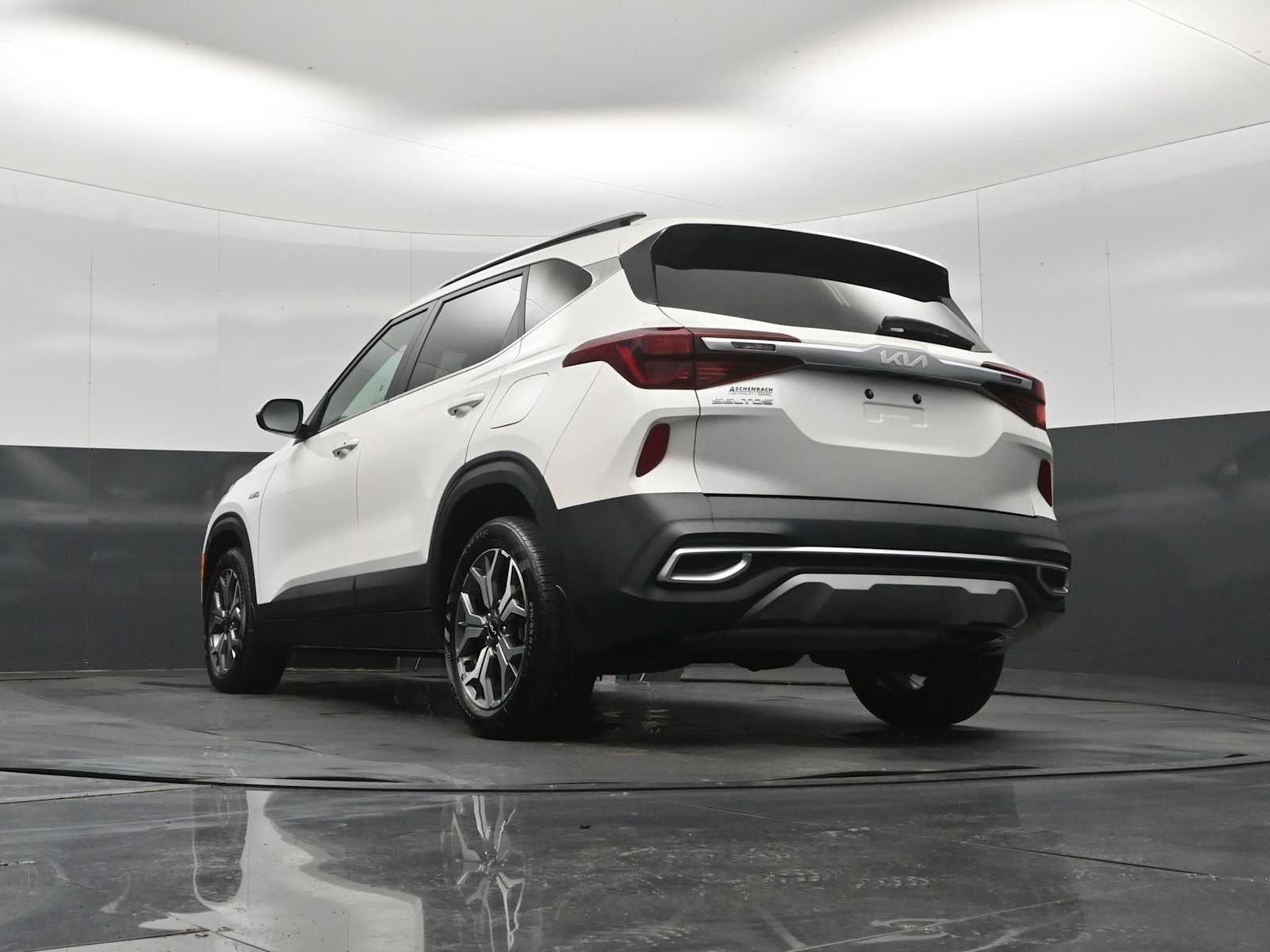 2023 Kia Seltos EX