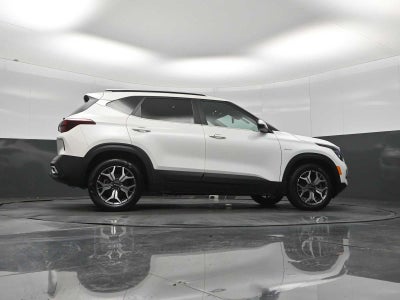 2023 Kia Seltos EX
