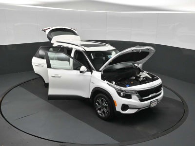 2023 Kia Seltos EX
