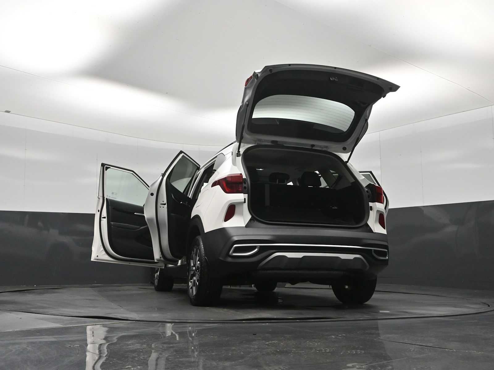 2023 Kia Seltos EX