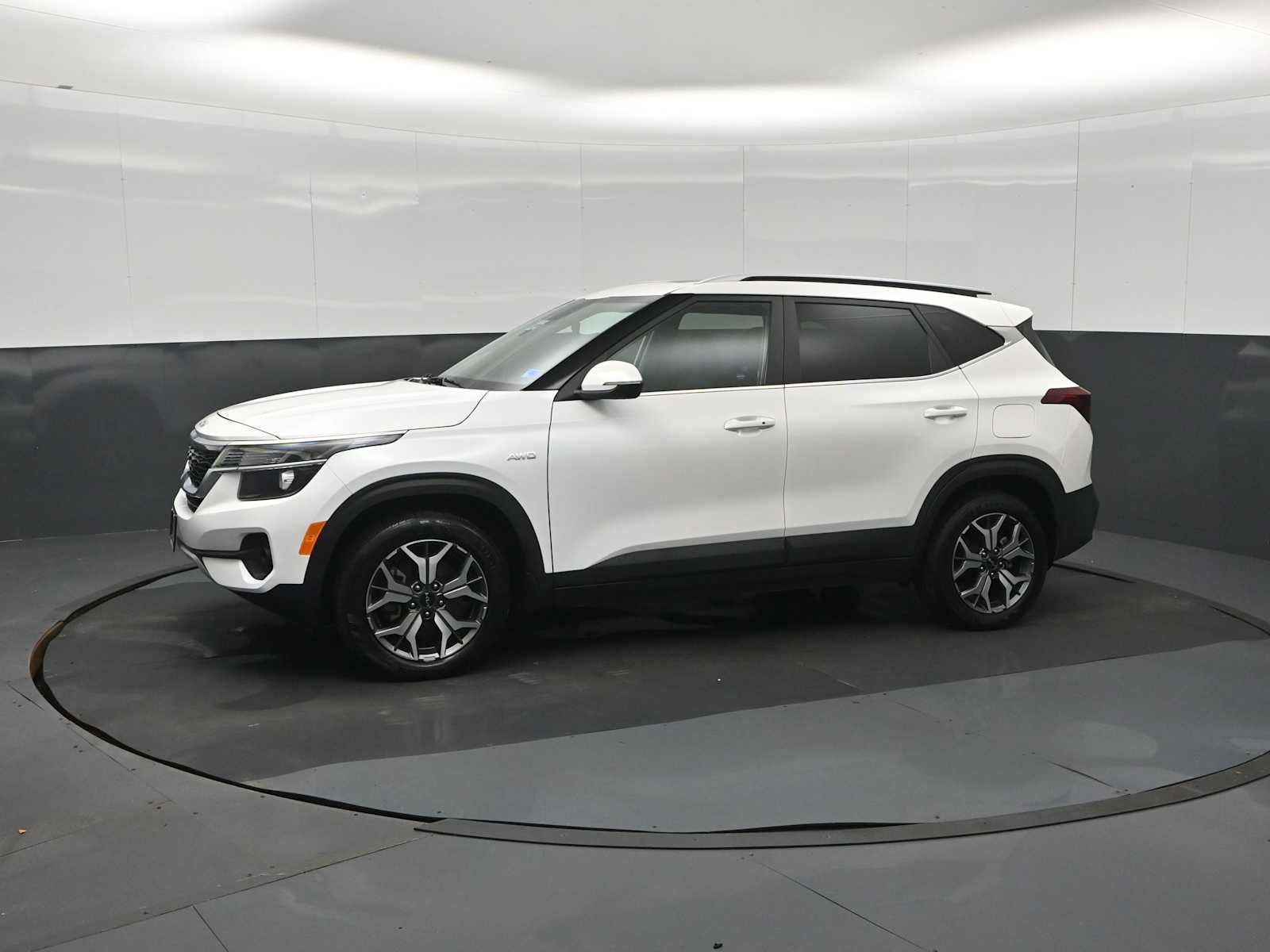 2023 Kia Seltos EX