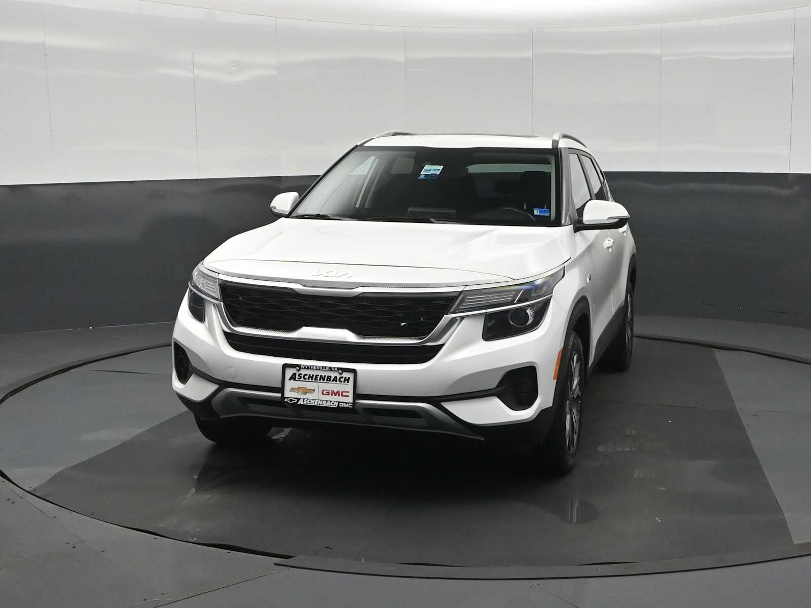 2023 Kia Seltos EX