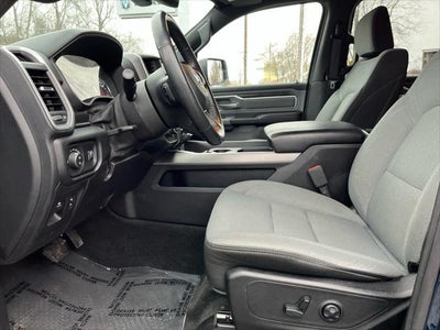 2021 RAM 1500 Big Horn Crew Cab 4x4 6'4' Box