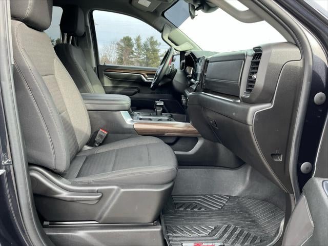 2024 Chevrolet Silverado 1500 4WD Crew Cab Standard Bed LT