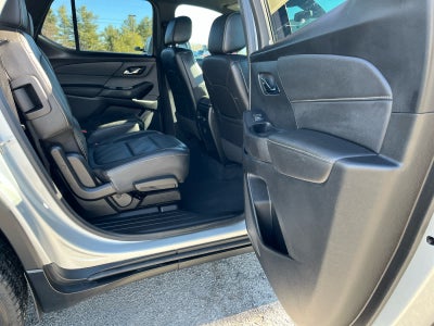 2022 Chevrolet Traverse AWD LT Leather