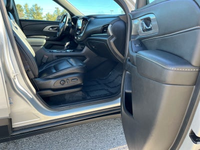 2022 Chevrolet Traverse AWD LT Leather