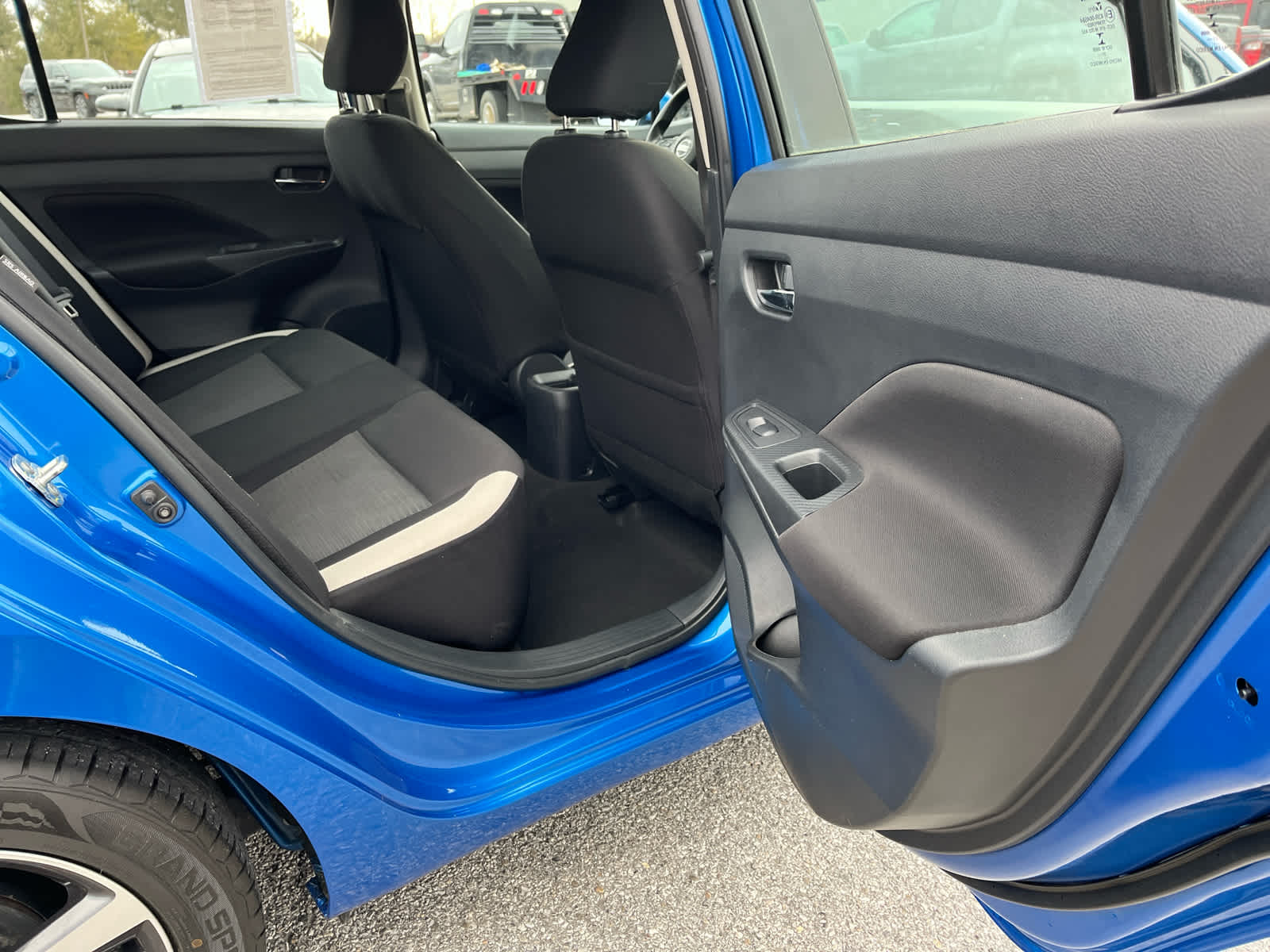 2021 Nissan Versa SV Xtronic CVT