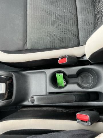 2021 Nissan Versa SV Xtronic CVT