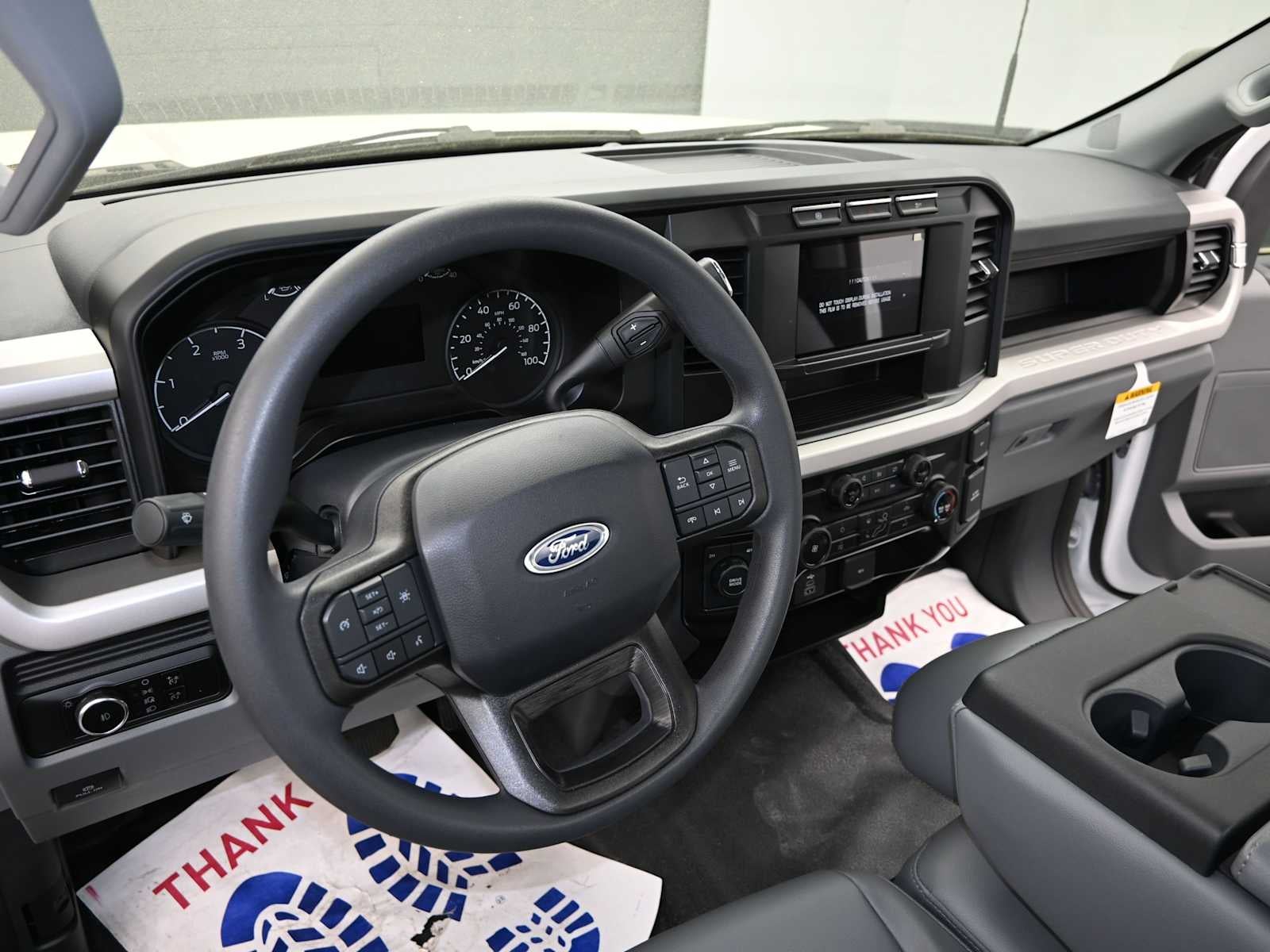 2023 Ford Super Duty F-550 DRW XL