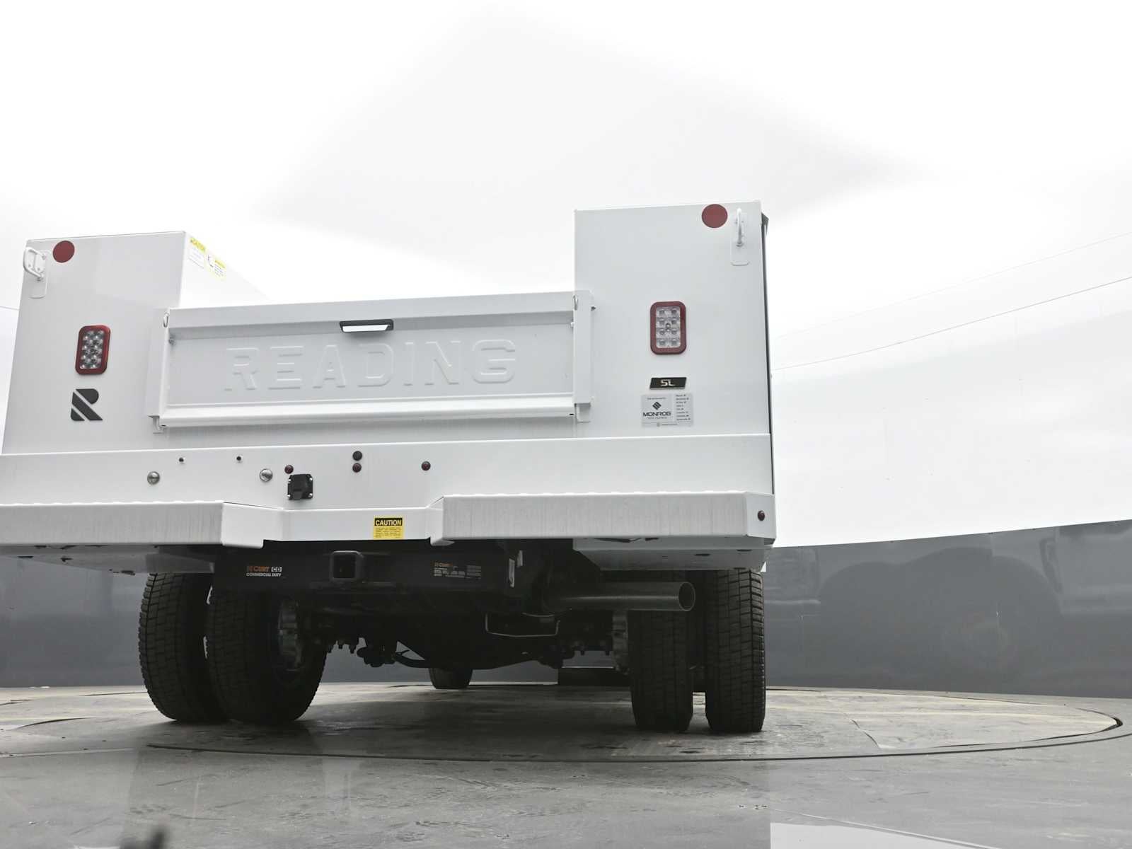 2023 Ford Super Duty F-550 DRW XL