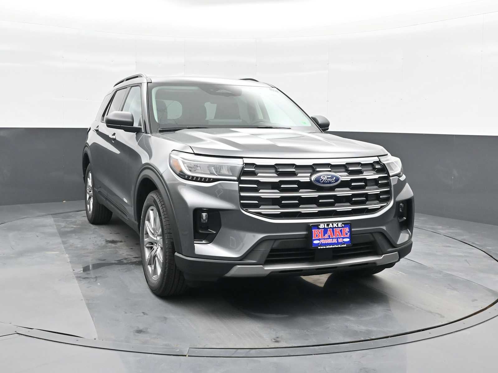 2026 Ford Explorer Active w/100A Pkg