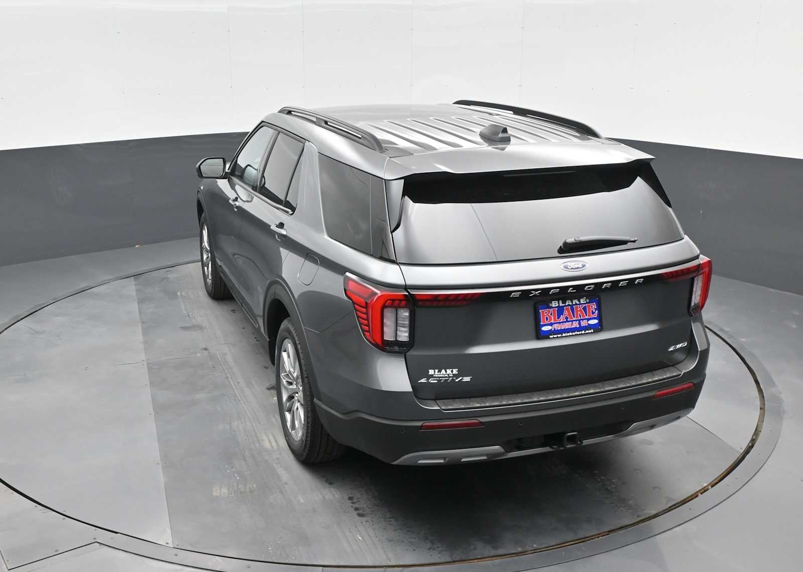 2026 Ford Explorer Active w/100A Pkg