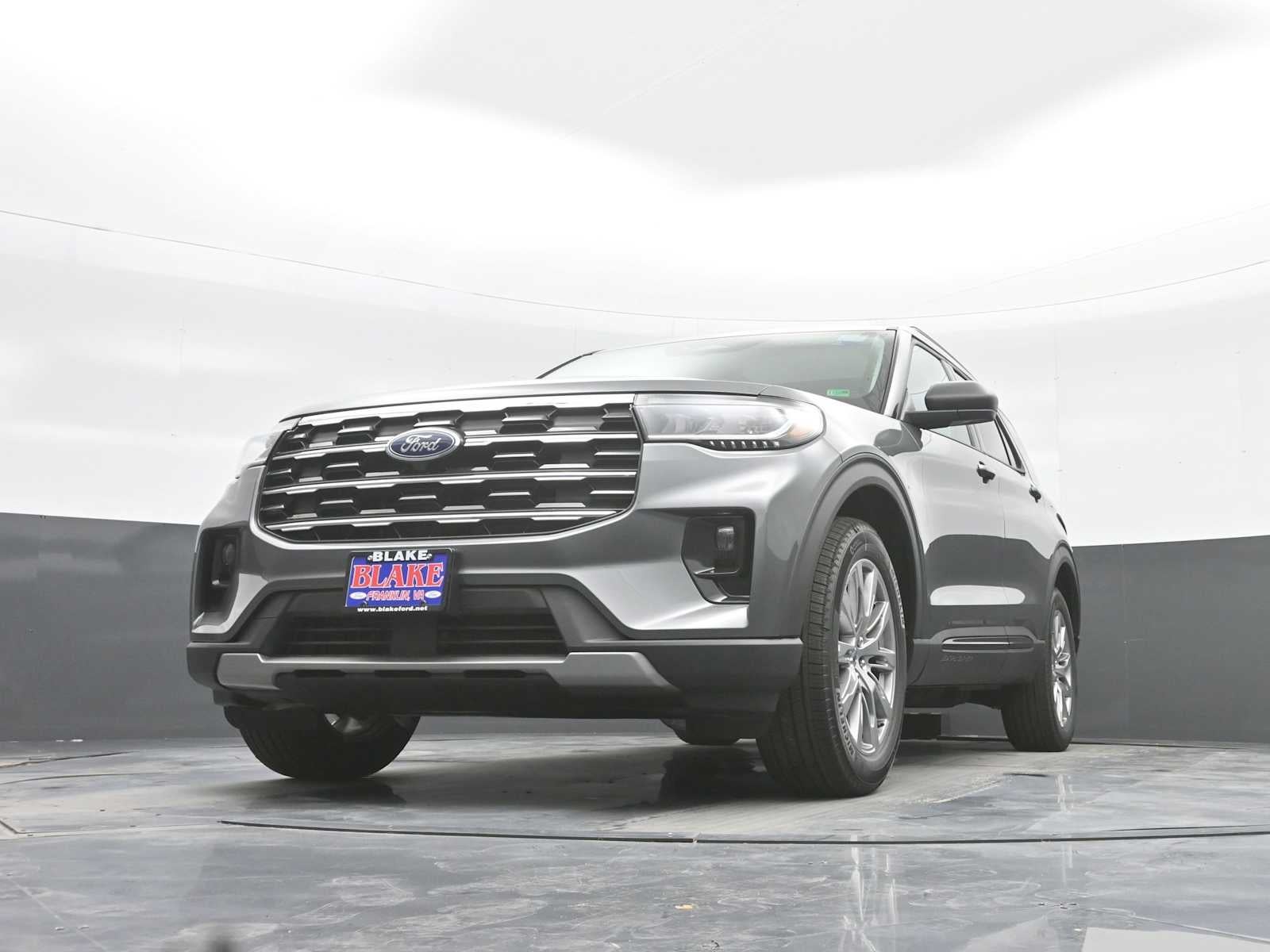 2026 Ford Explorer Active w/100A Pkg