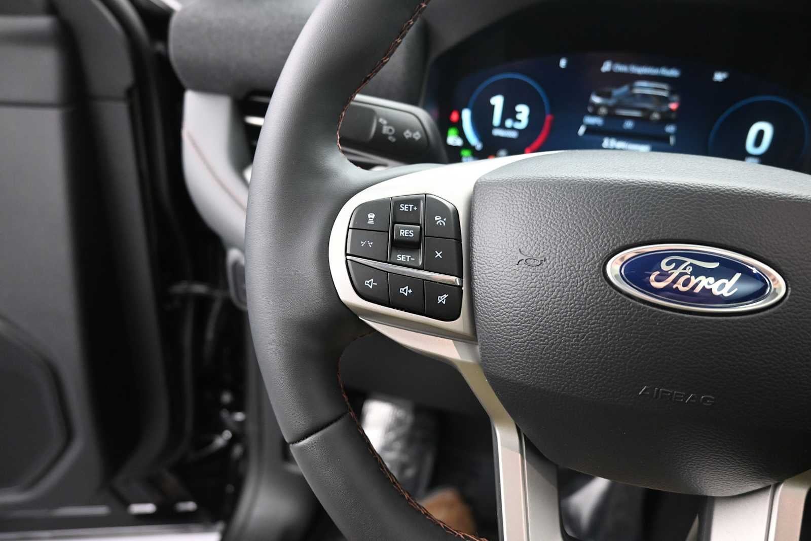 2026 Ford Explorer Active w/200A Pkg