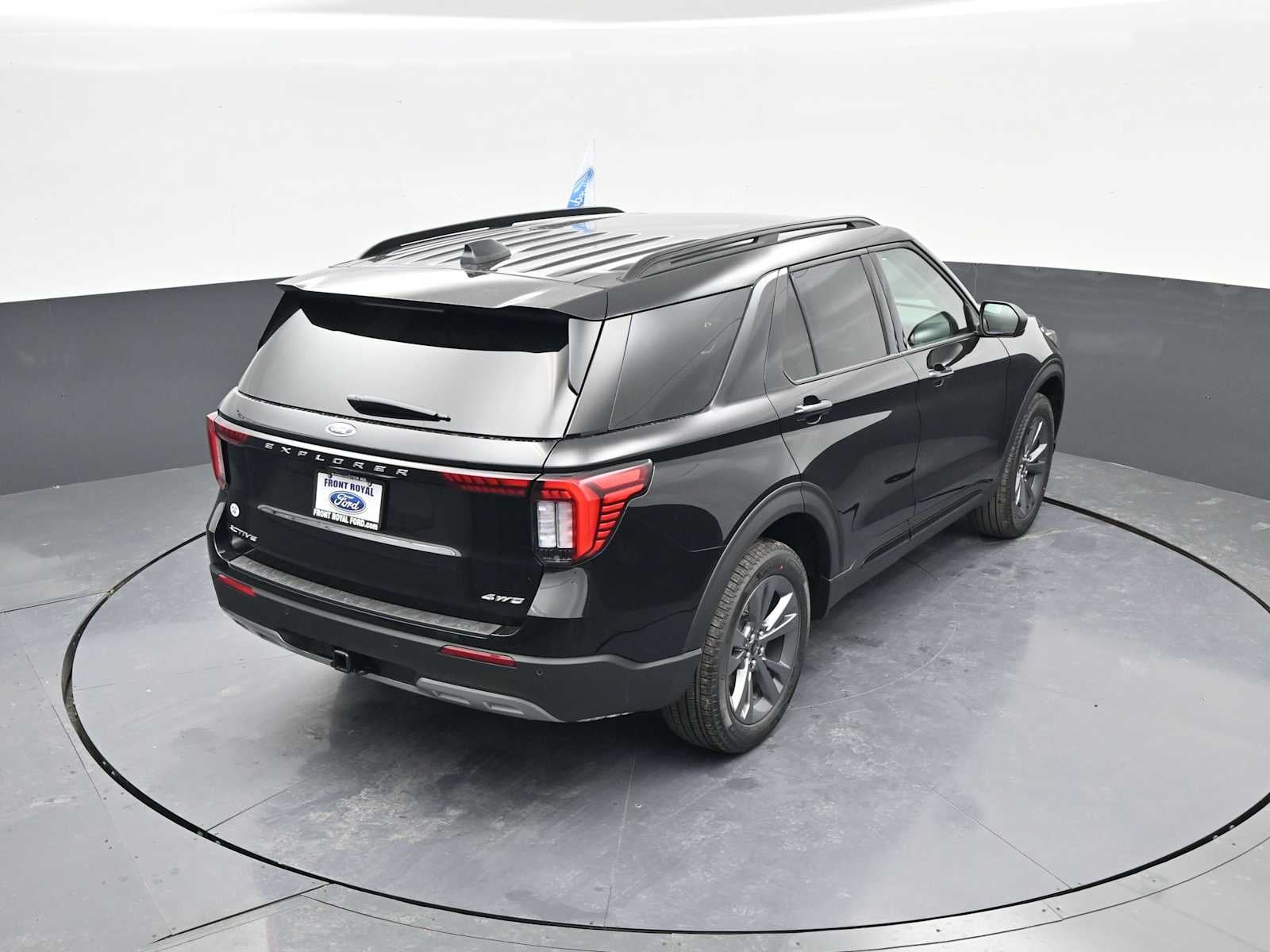 2026 Ford Explorer Active w/200A Pkg