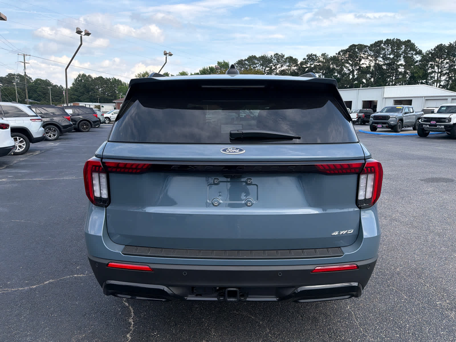 2026 Ford Explorer ST-Line
