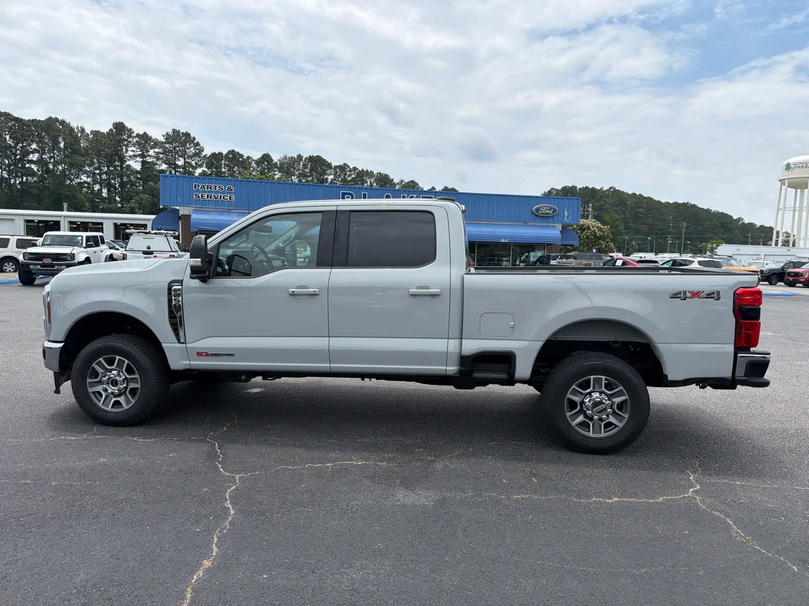 2026 Ford Super Duty F-250 SRW LARIAT