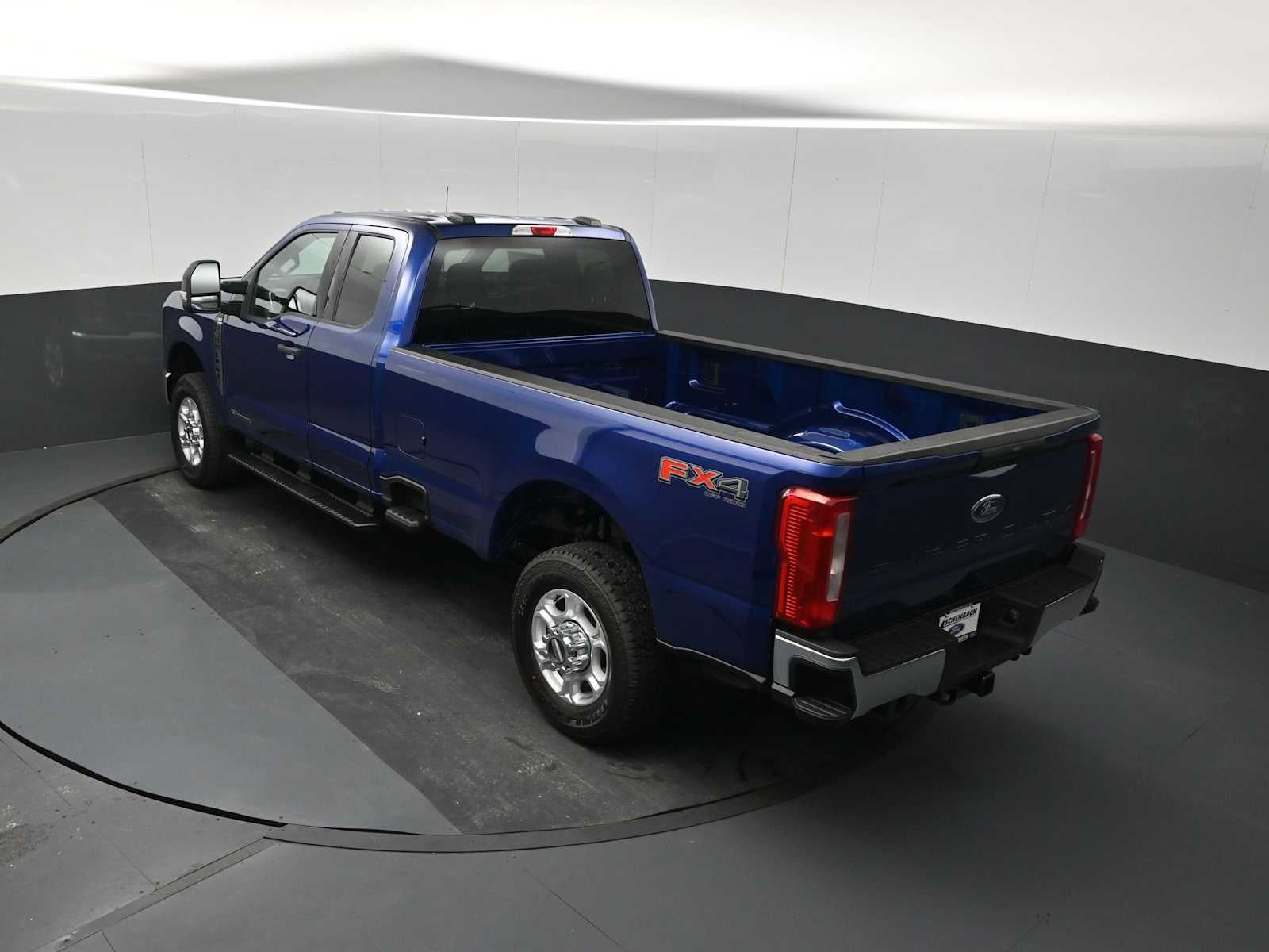 2026 Ford Super Duty F-350 SRW XLT