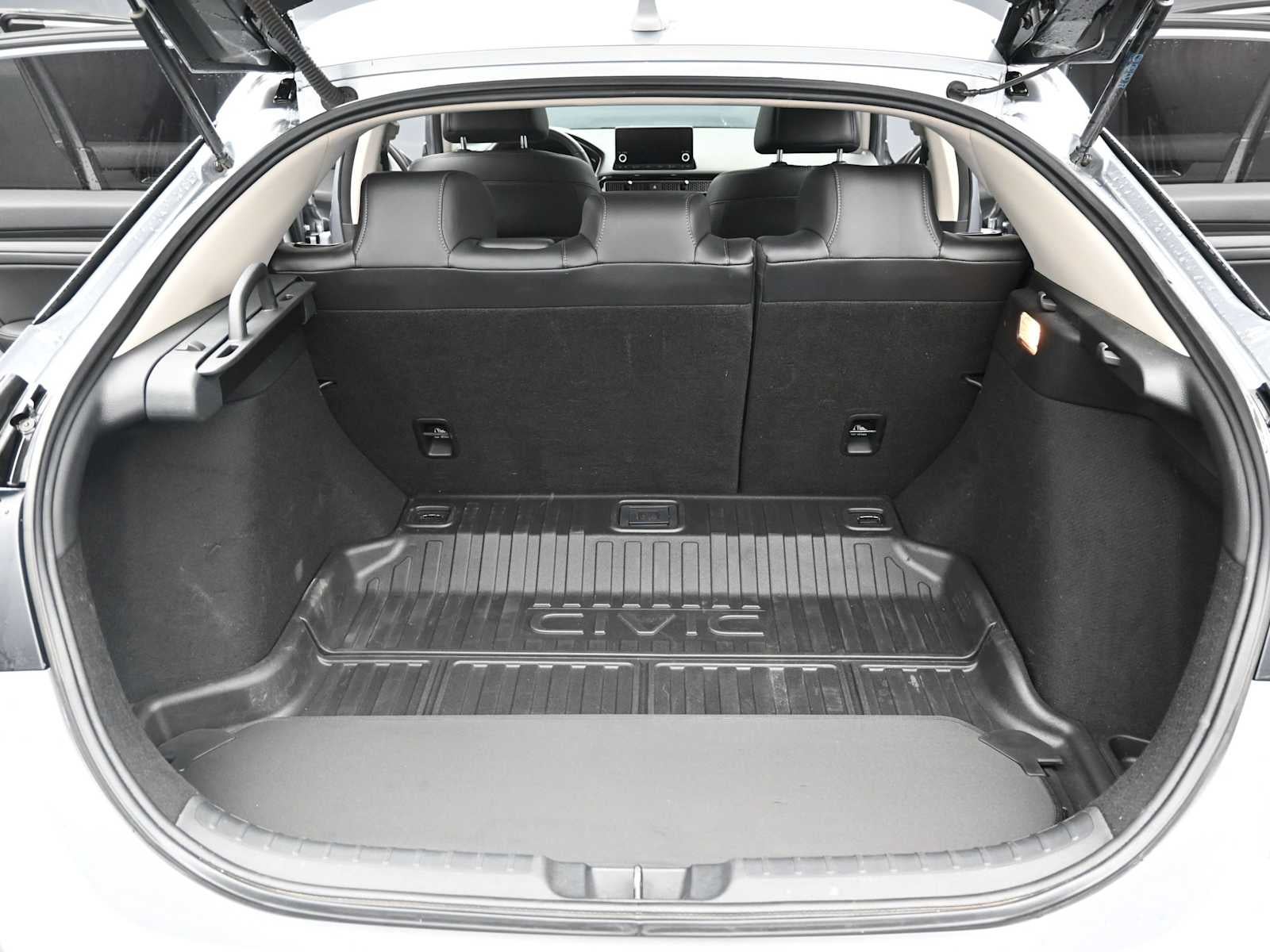 2022 Honda Civic Hatchback EX-L