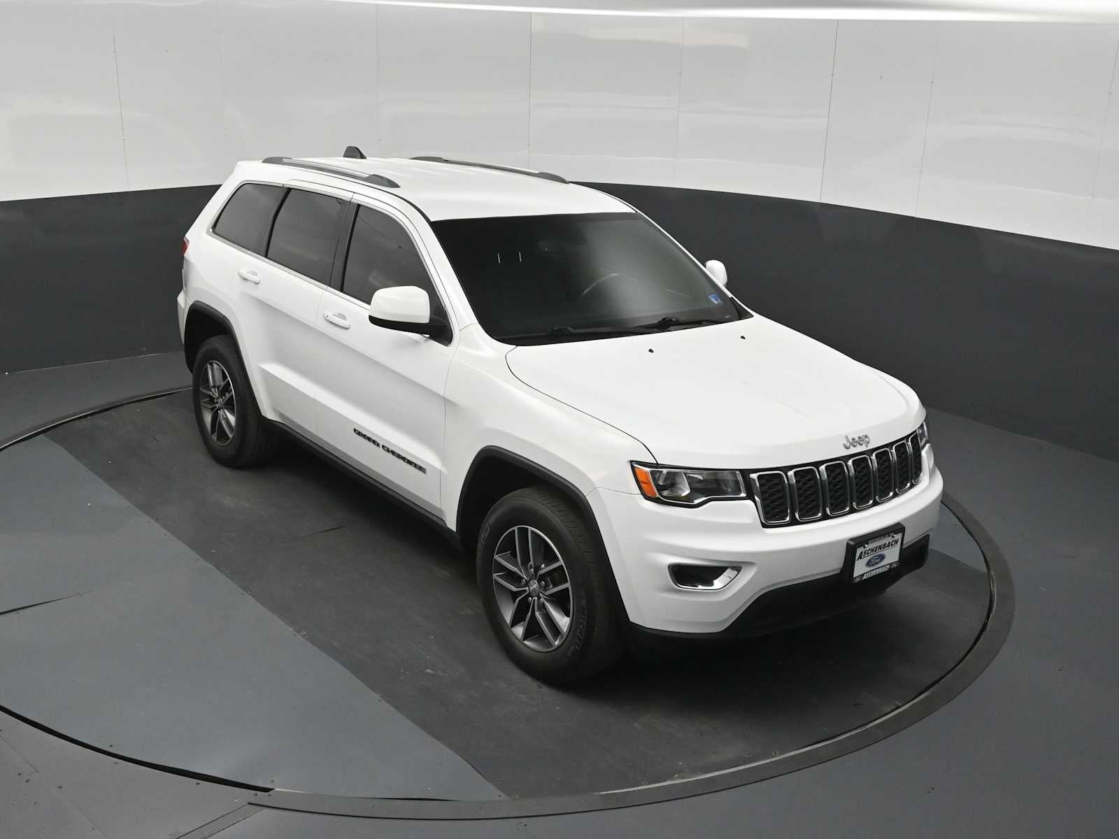 2018 Jeep Grand Cherokee Laredo E