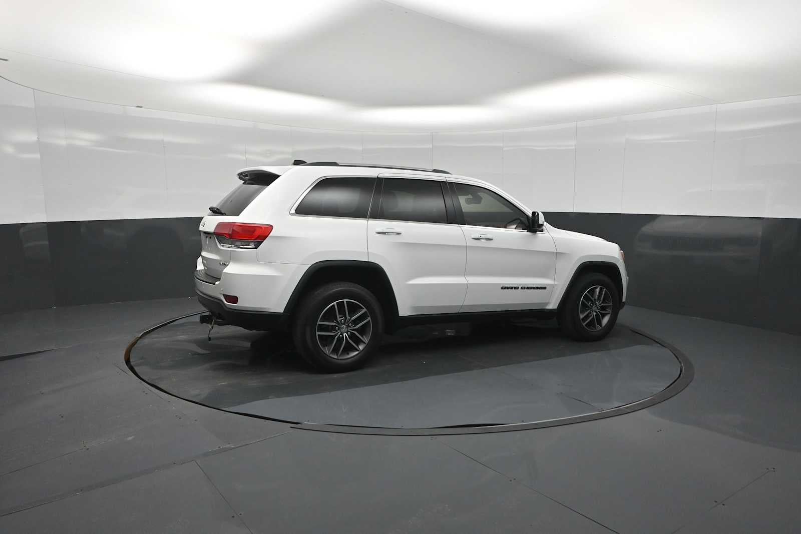 2018 Jeep Grand Cherokee Laredo E