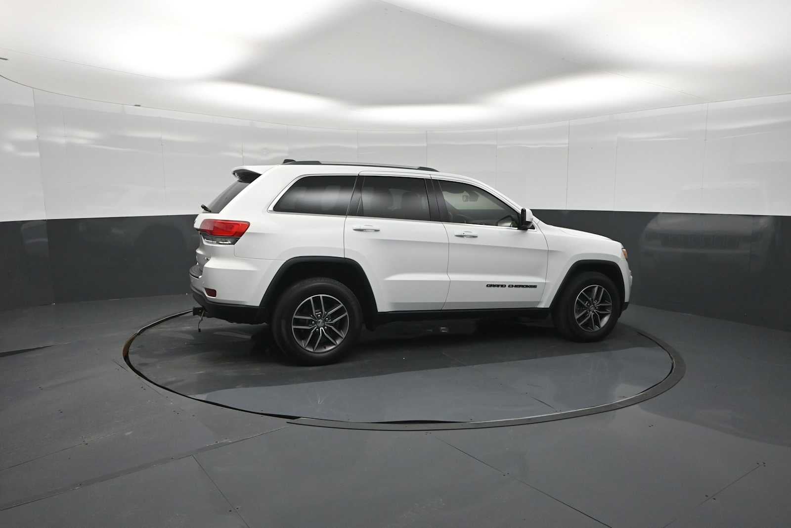 2018 Jeep Grand Cherokee Laredo E