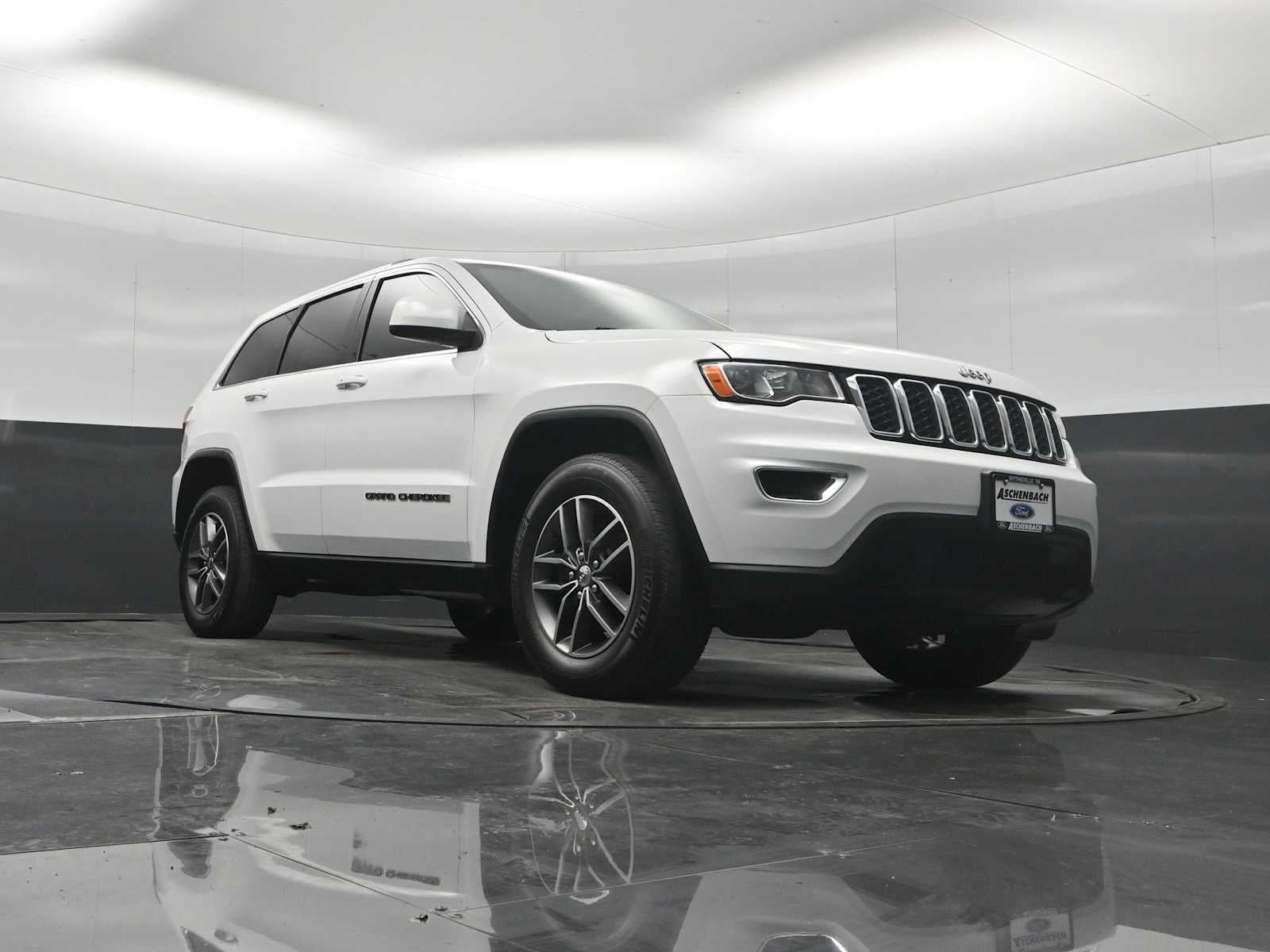 2018 Jeep Grand Cherokee Laredo E
