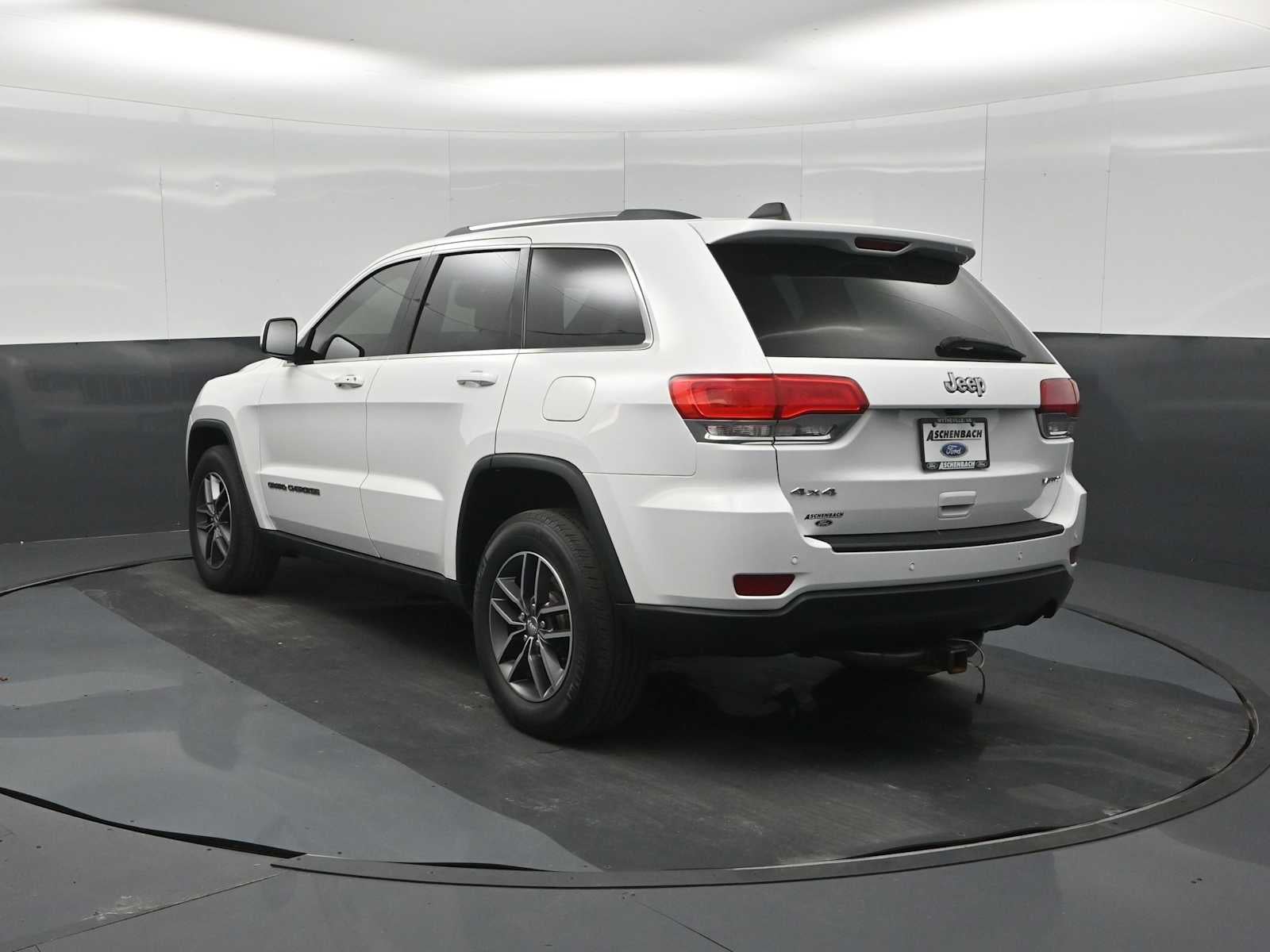 2018 Jeep Grand Cherokee Laredo E