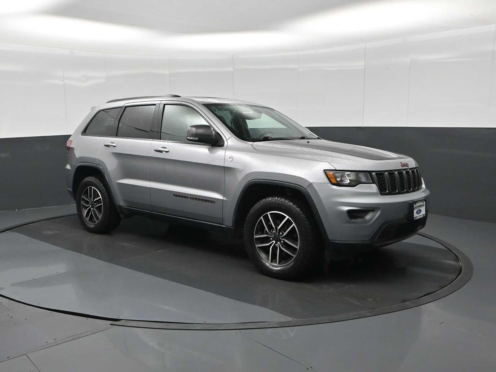 2020 Jeep Grand Cherokee Trailhawk