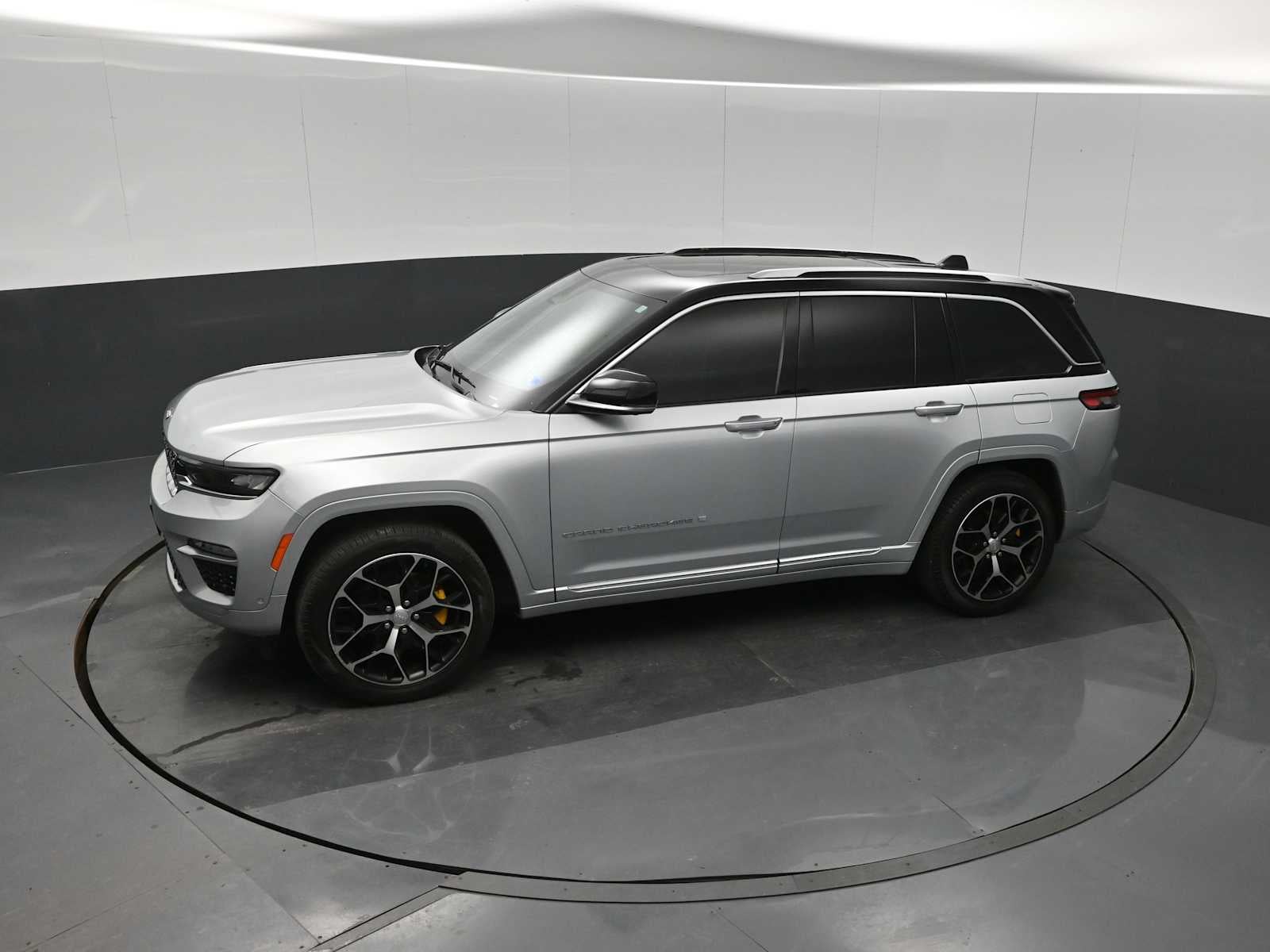 2022 Jeep Grand Cherokee Summit Reserve