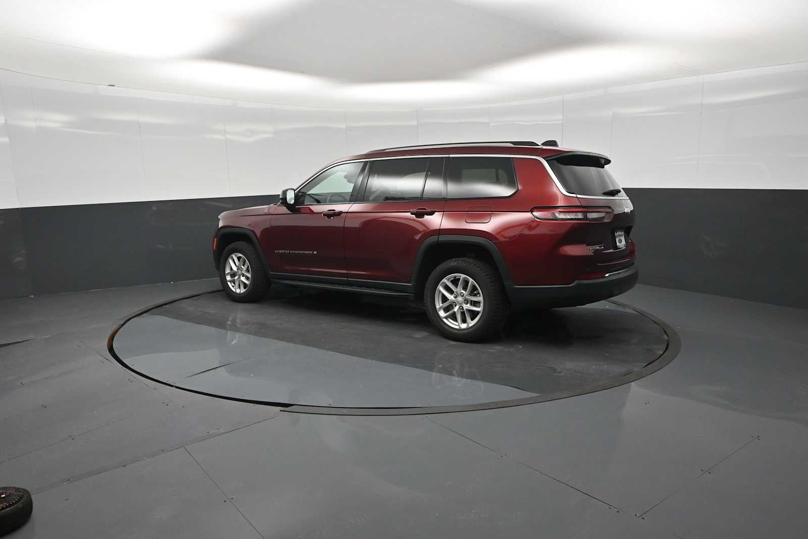 2022 Jeep Grand Cherokee L Laredo