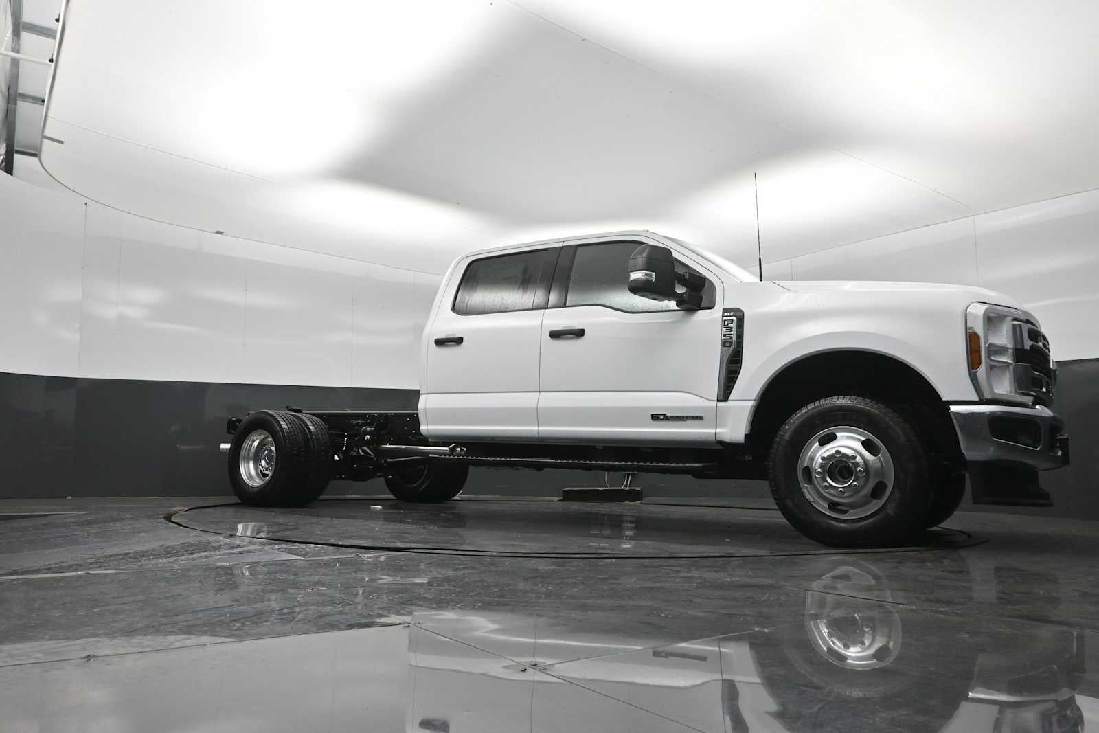 2026 Ford Super Duty F-350 DRW XL