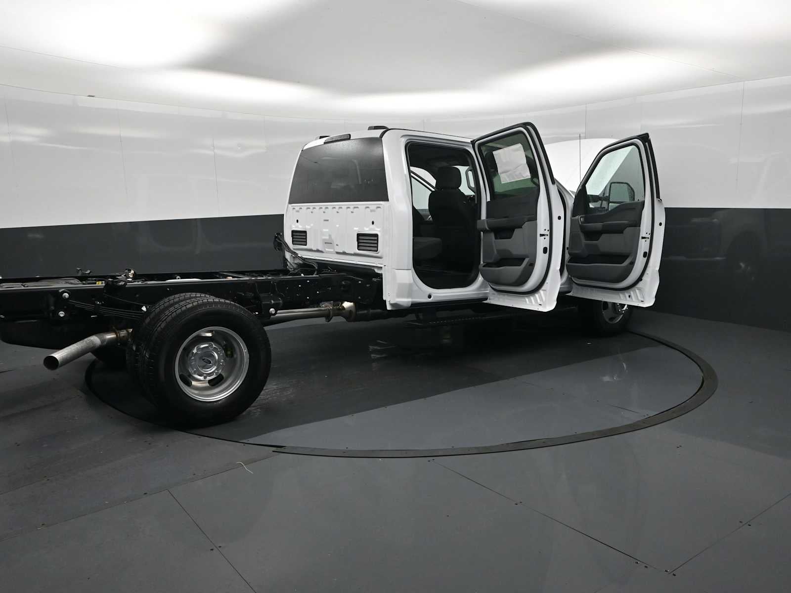 2026 Ford Super Duty F-350 DRW XL